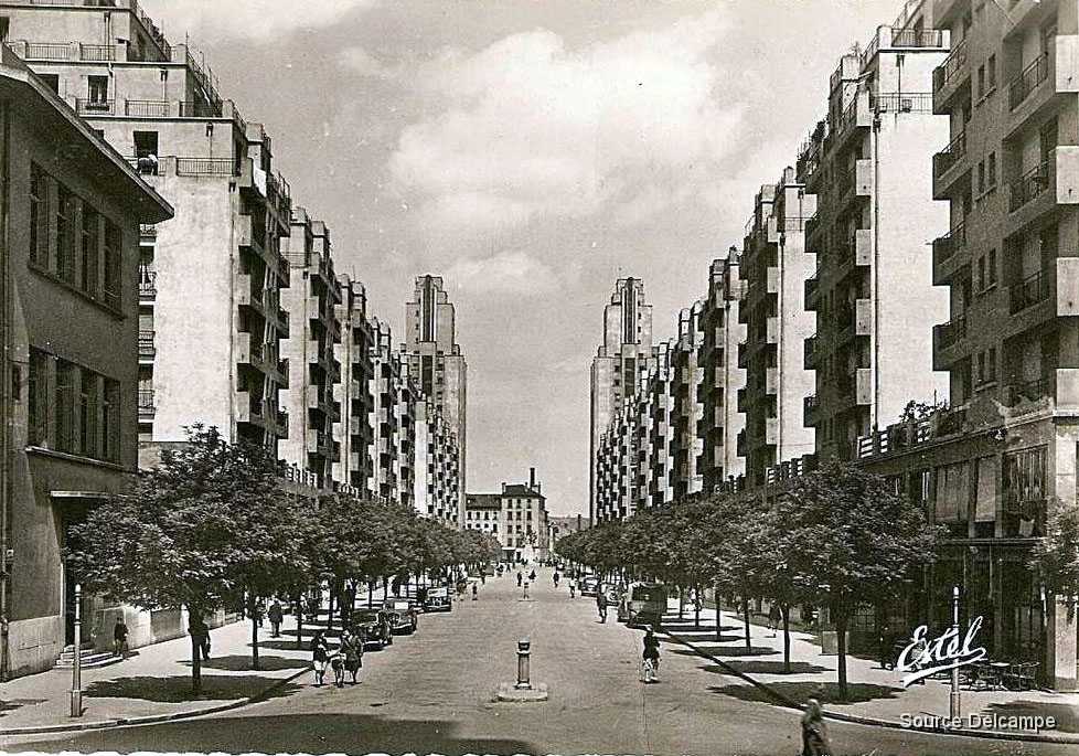 69 Lyon Villeurbanne Avenue Henri Barbusse.jpg